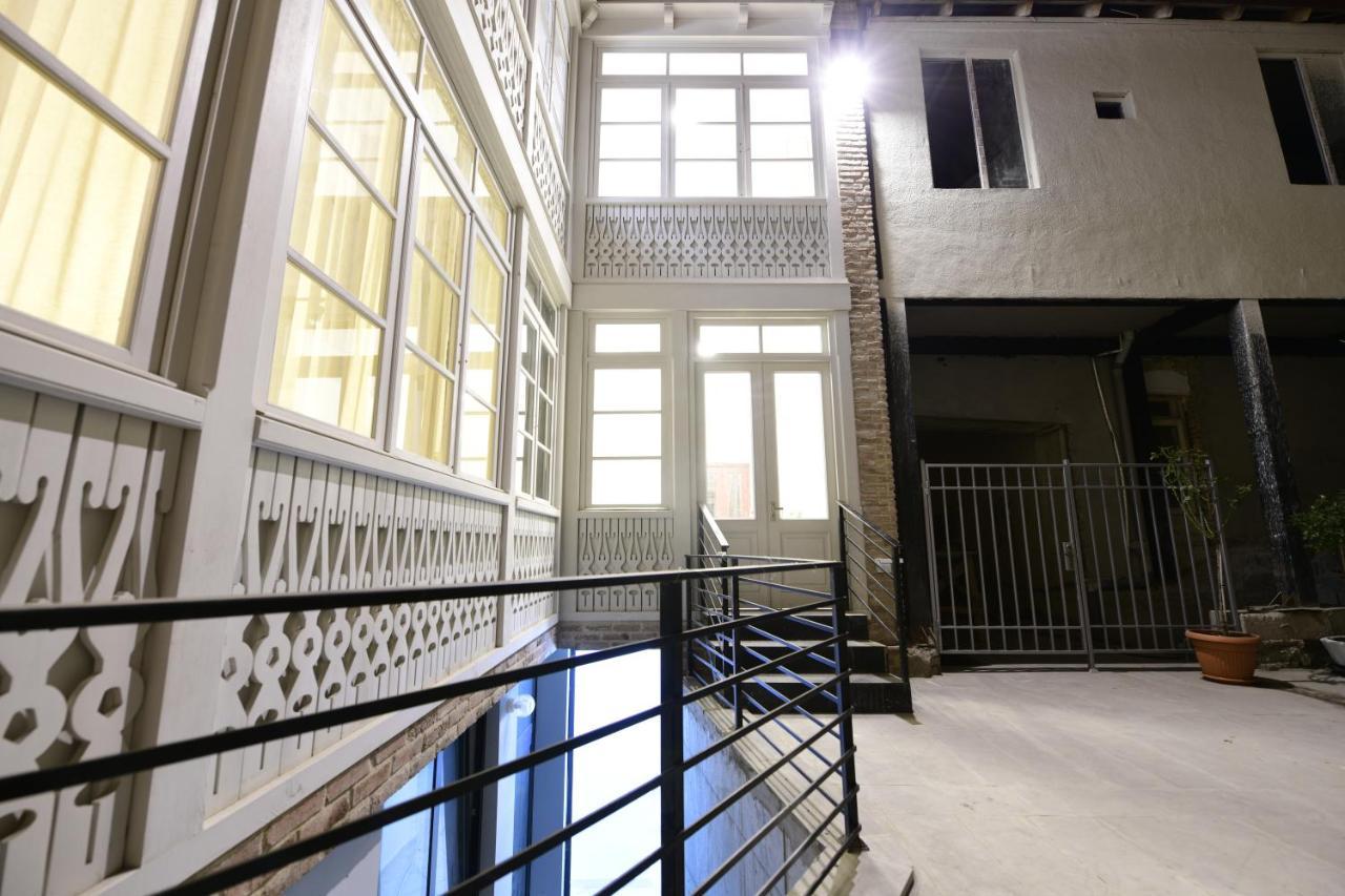 Comfort And History Tiflis Exterior foto